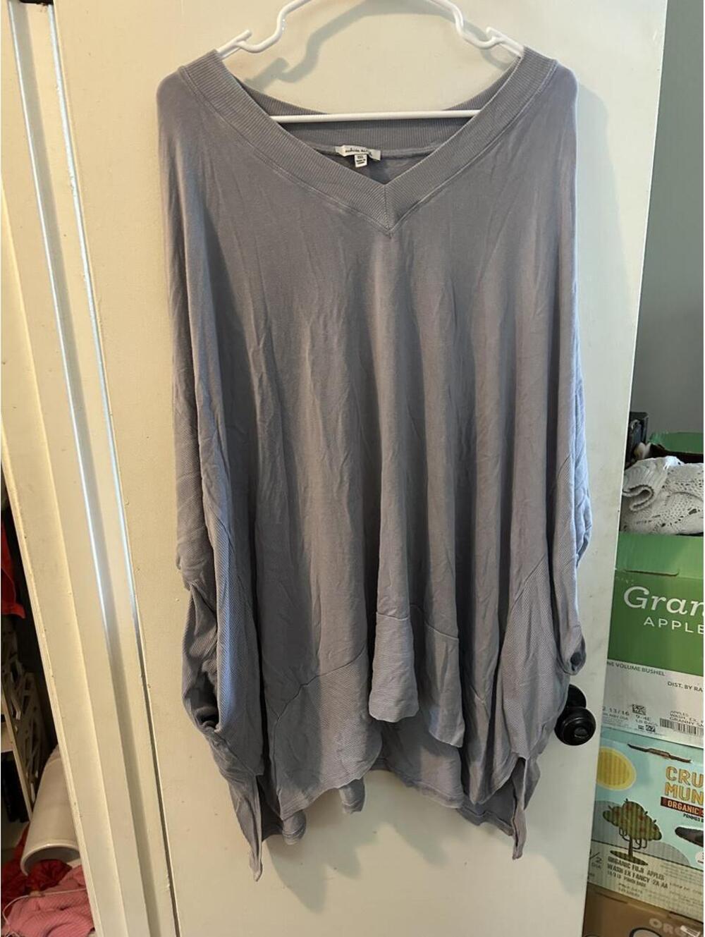 White birch gray oversized long sleeve sweater with batwing sleeves in a 1XL
